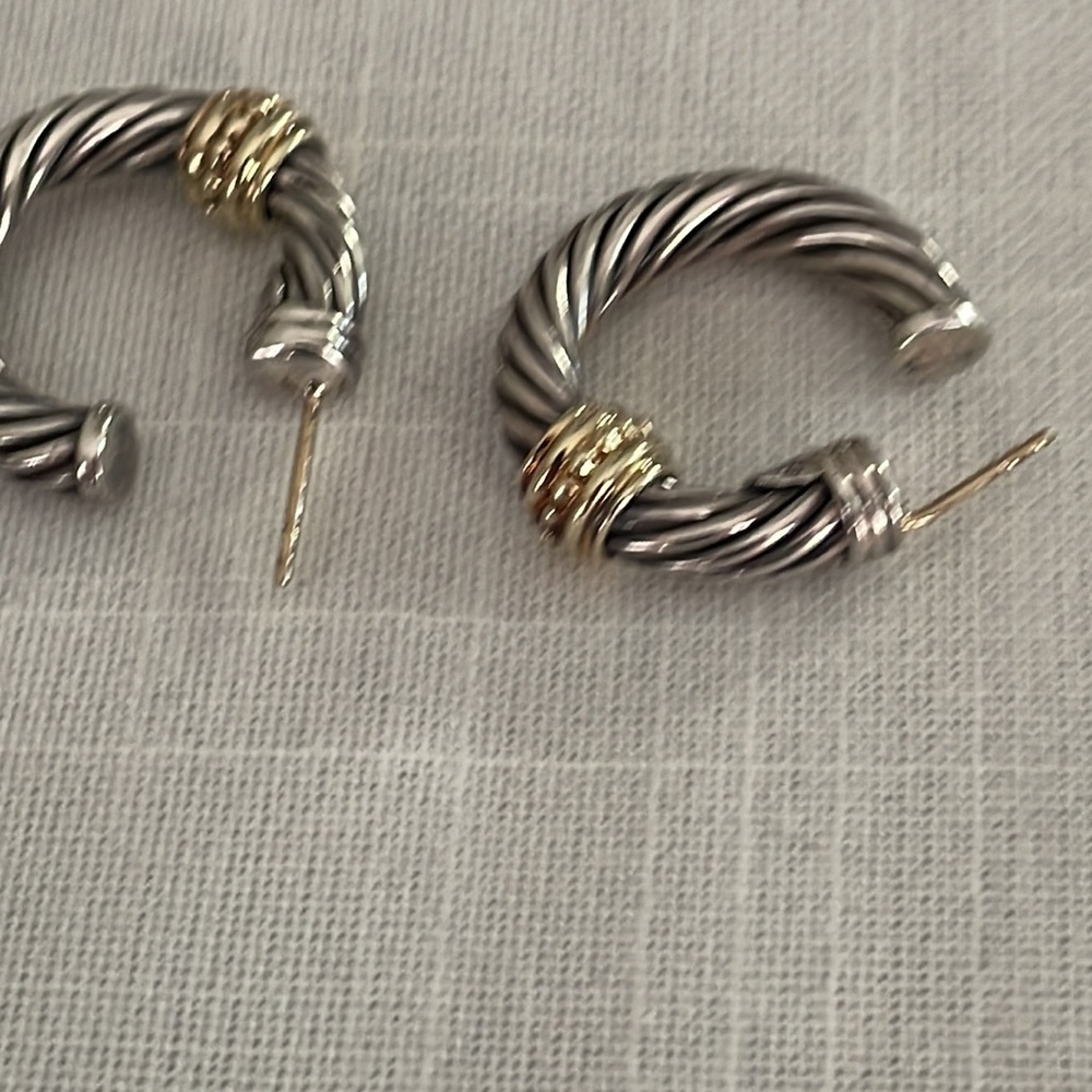 David Yurman 14K Sterling Cable Hoops - Picture 10 of 12